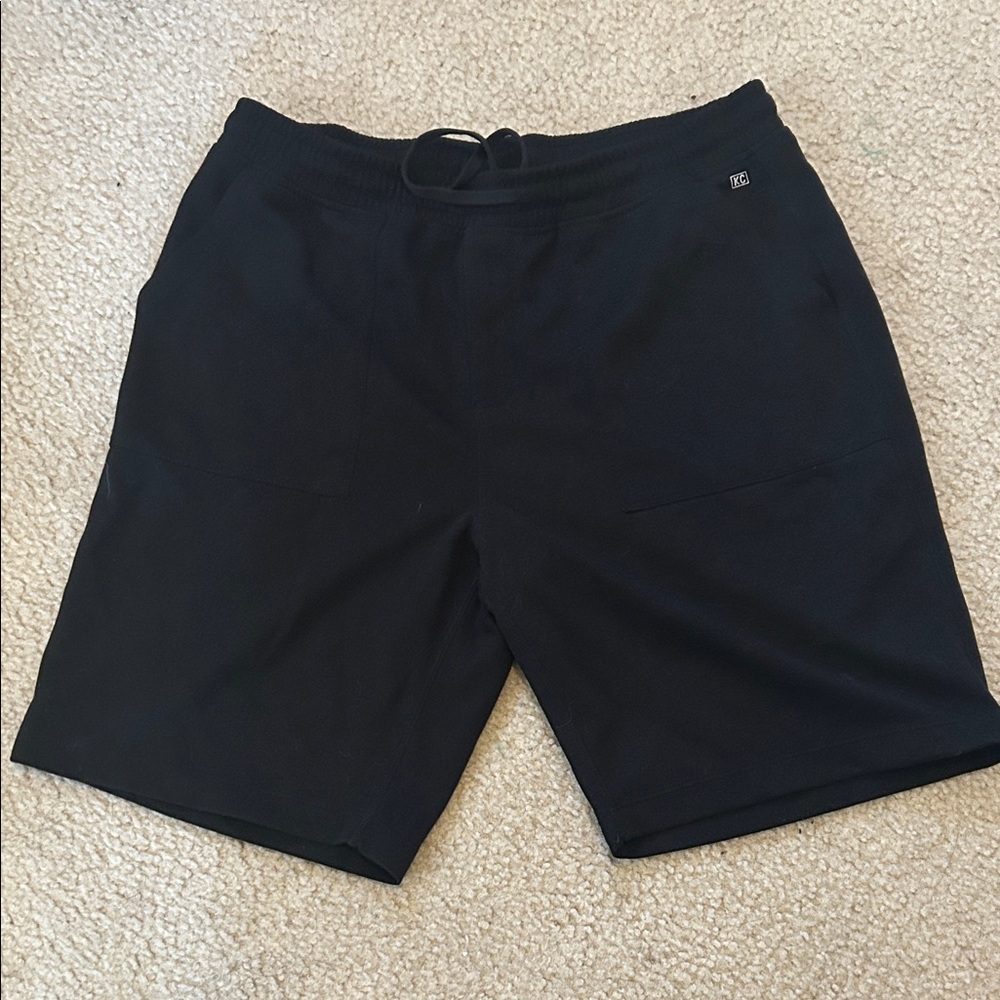 Kenneth Cole Men's Black Athletic Shorts